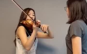 小姐姐拉琴,小姐姐演绎古典之美