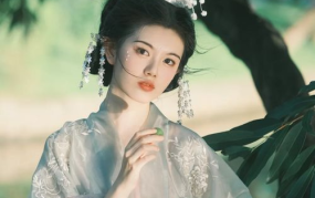 深圳少女古风写真,少女写真中的古典风情演绎